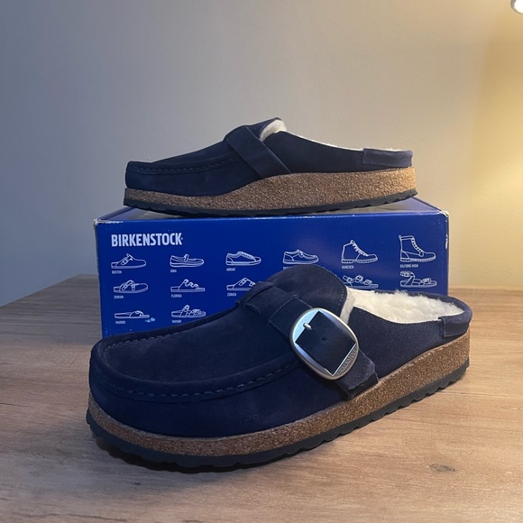Birkenstock Shoes - Suede Birkenstock Buckley Shearling in Navy Blue with Silver Hardware